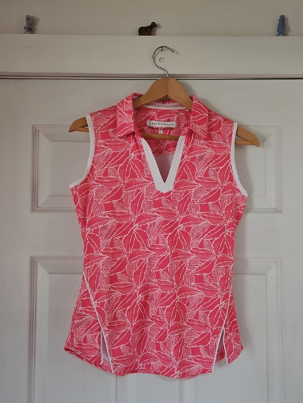 Pebble Beach Coral Leaf-Print Sleeveless Polo Tank S
